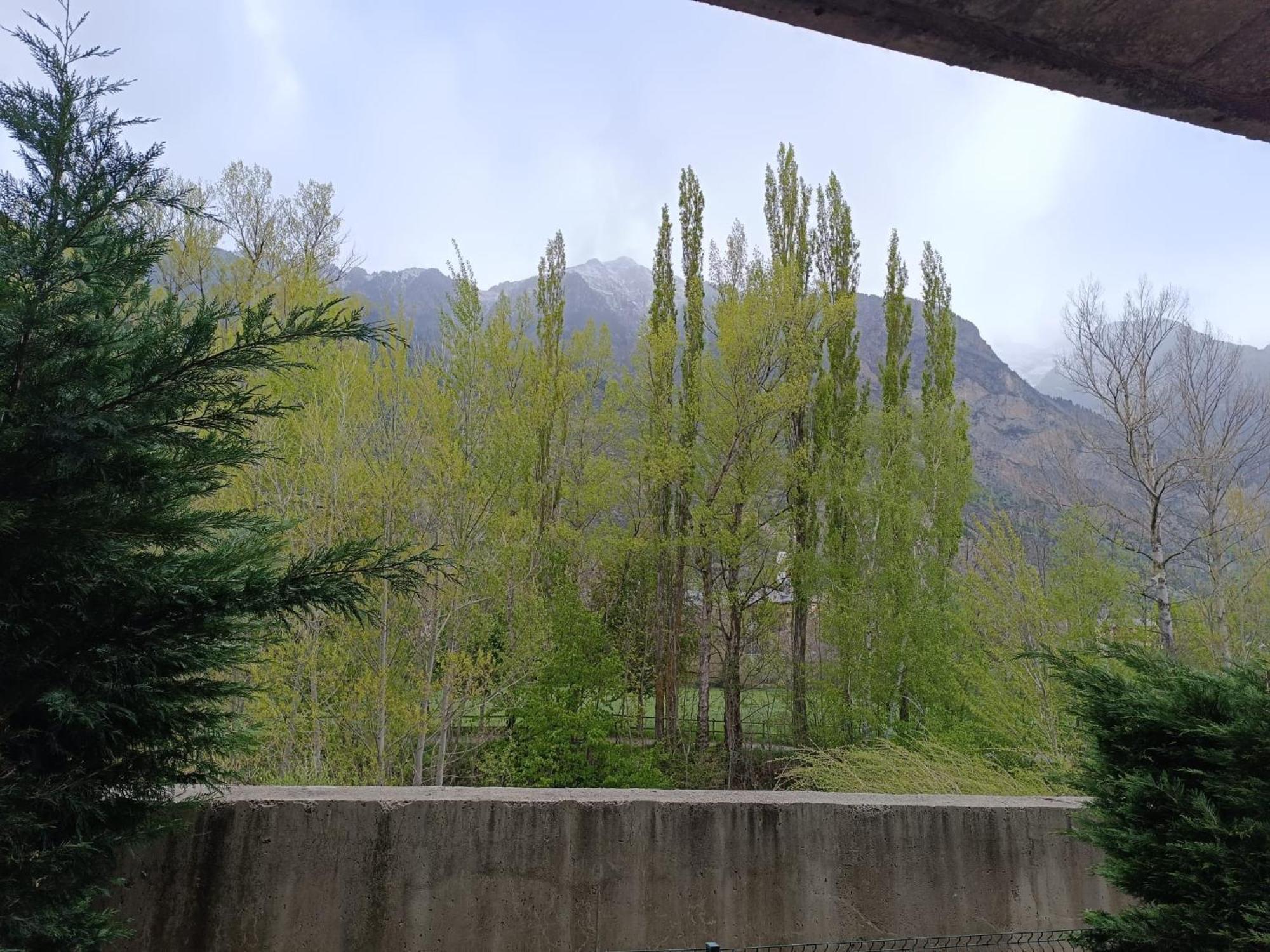 Inmocyma Montanas Magicas-Benasque Apartment Exterior photo